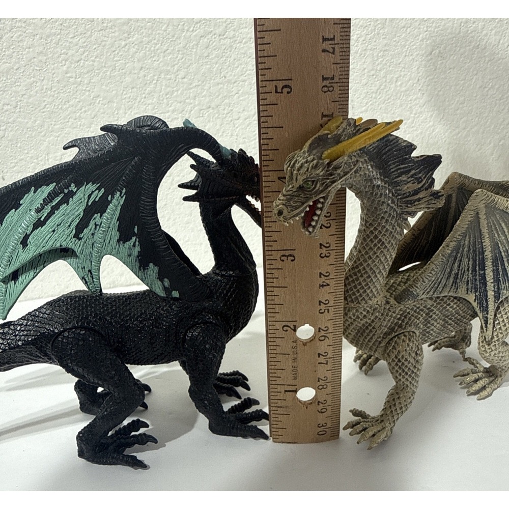 2 Battleing‎ Dragon Figures Medieval Fantasy Toys Posable Moveing Head Legs D&D - Picture 8 of 12